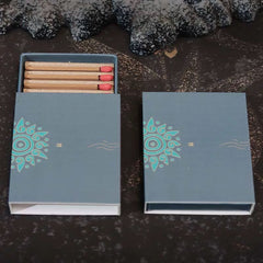 Dragon's Amber & Agarwood · Handcrafted Aromatherapy Matchsticks